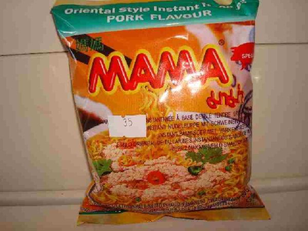 Mama Pork Flavour Noodles