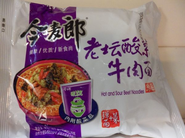 Jinmailang  Hot & Sour Beef Noodles 121g